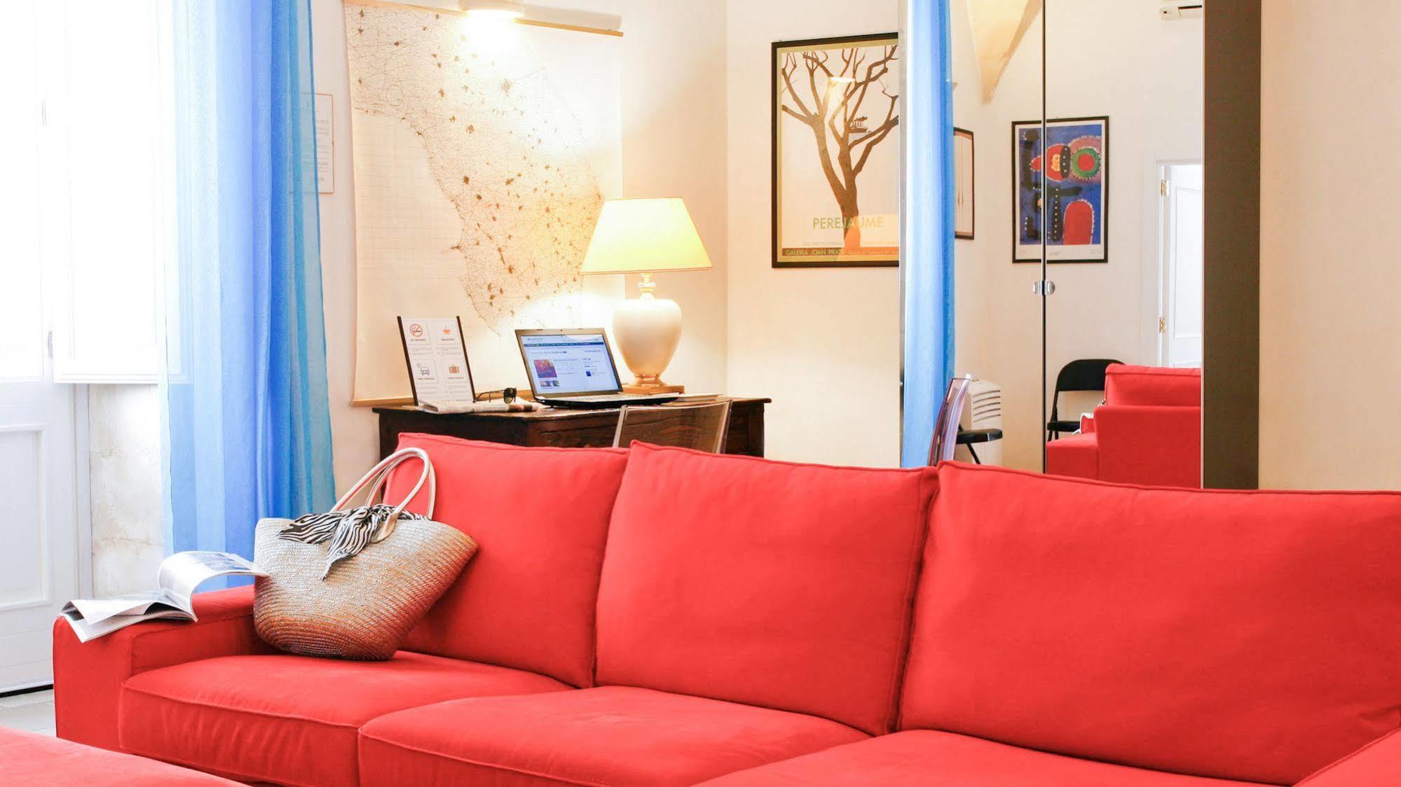 Sacre Bleu Apartments Λέτσε Εξωτερικό φωτογραφία